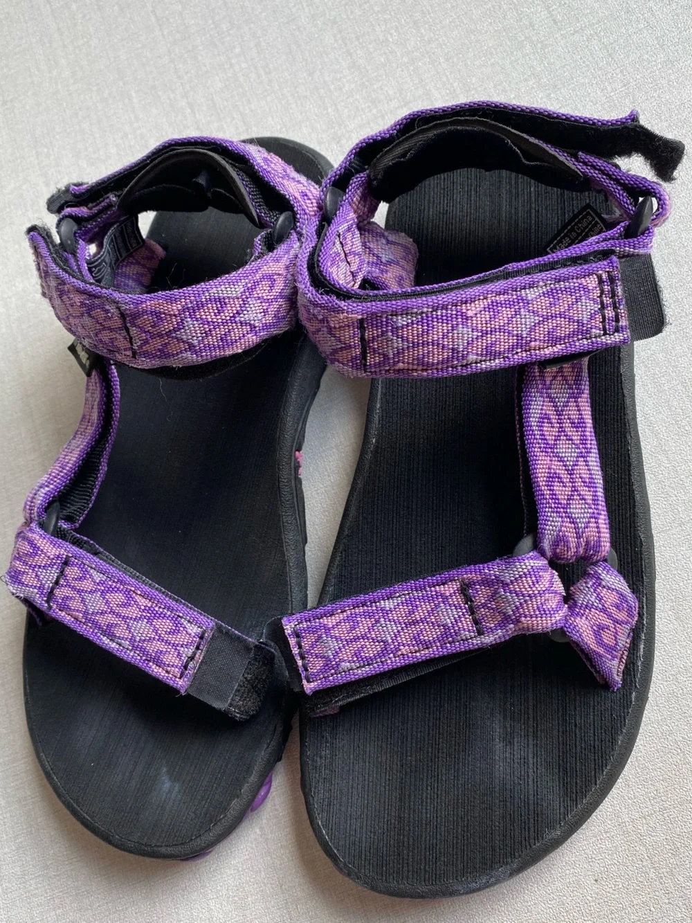 Teva Hurricane Women's Purple Geometric Pattern Strappy Sport Sandals Size 4